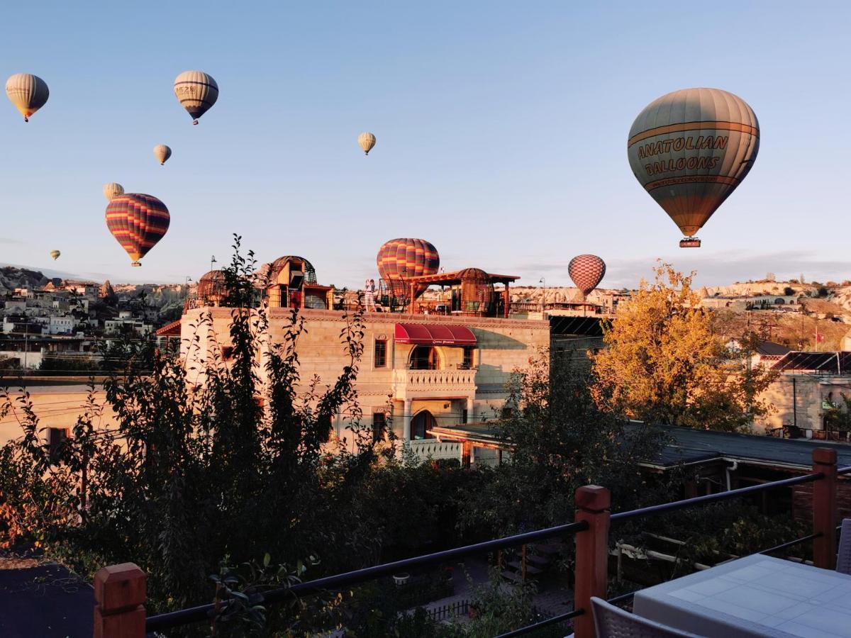 Falcon Cave Suites Göreme Exterior foto