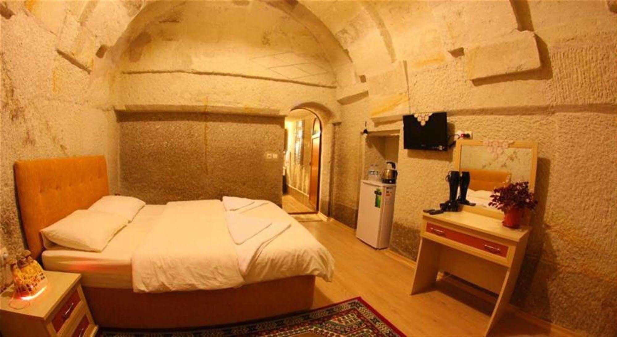 Falcon Cave Suites Göreme Exterior foto