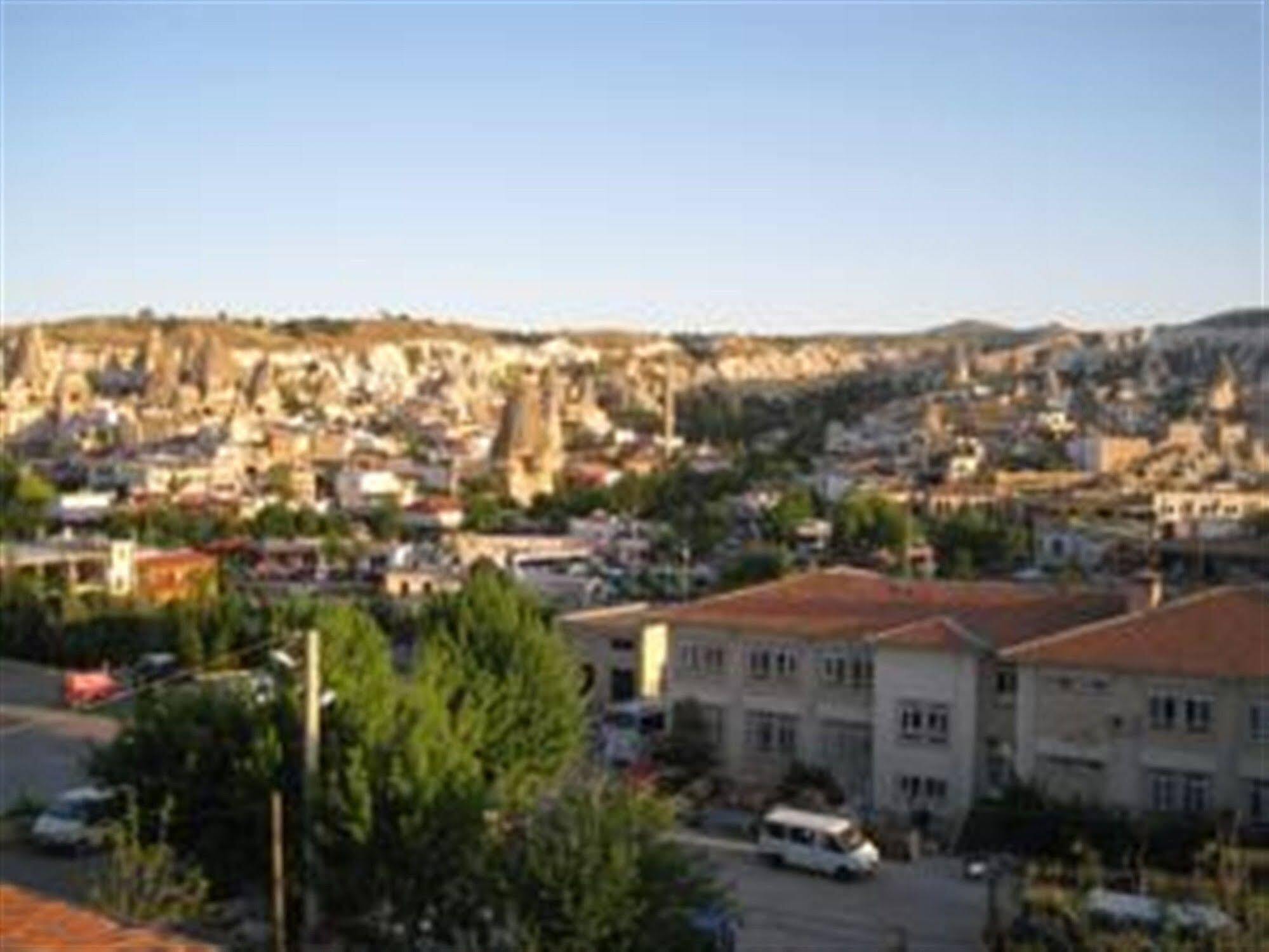 Falcon Cave Suites Göreme Exterior foto